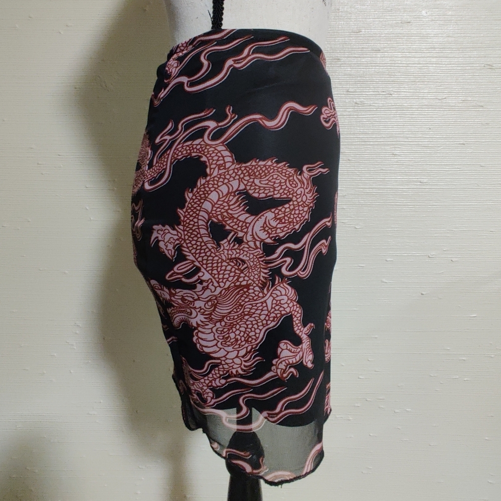 🐉 Shein Black and Red Dragon print mini skirt 🐉 (S) (2/$15) - Picture 4 of 8
